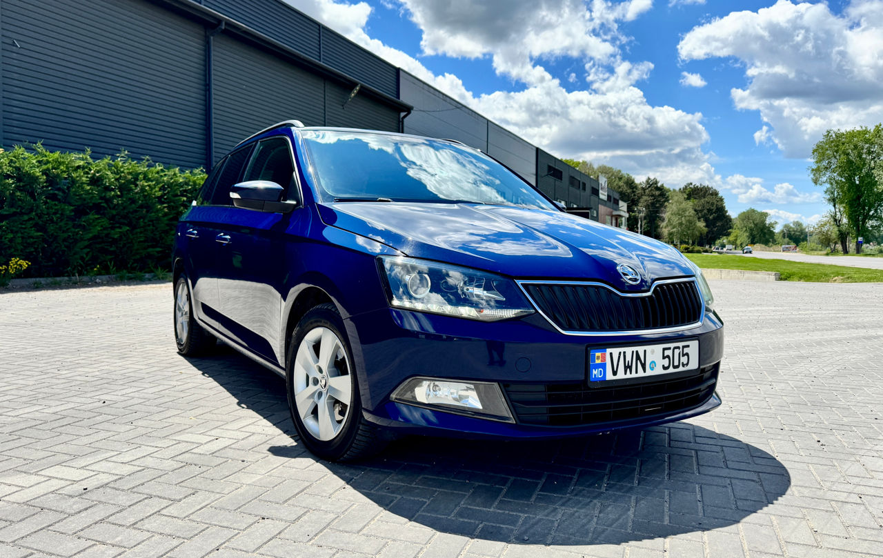 Skoda Fabia фото 0