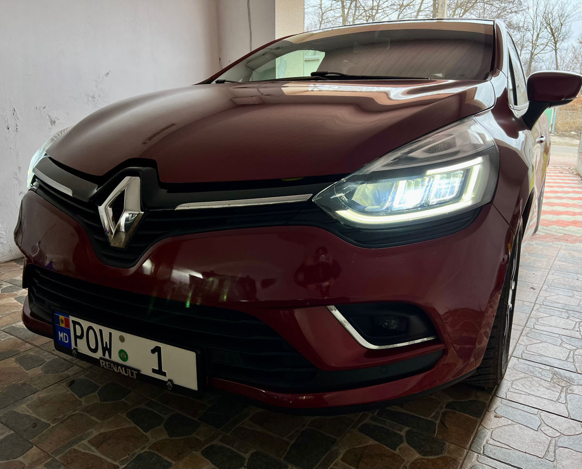 Renault Clio foto 8