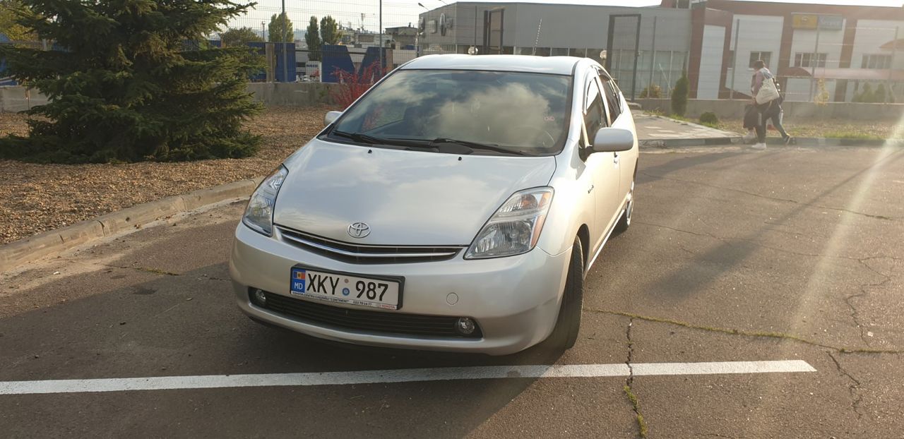 Chirie auto. Rent auto. Прокат авто. Аренда авто. Livrarea prin Chisinau. Aeroport. 24/24. foto 0