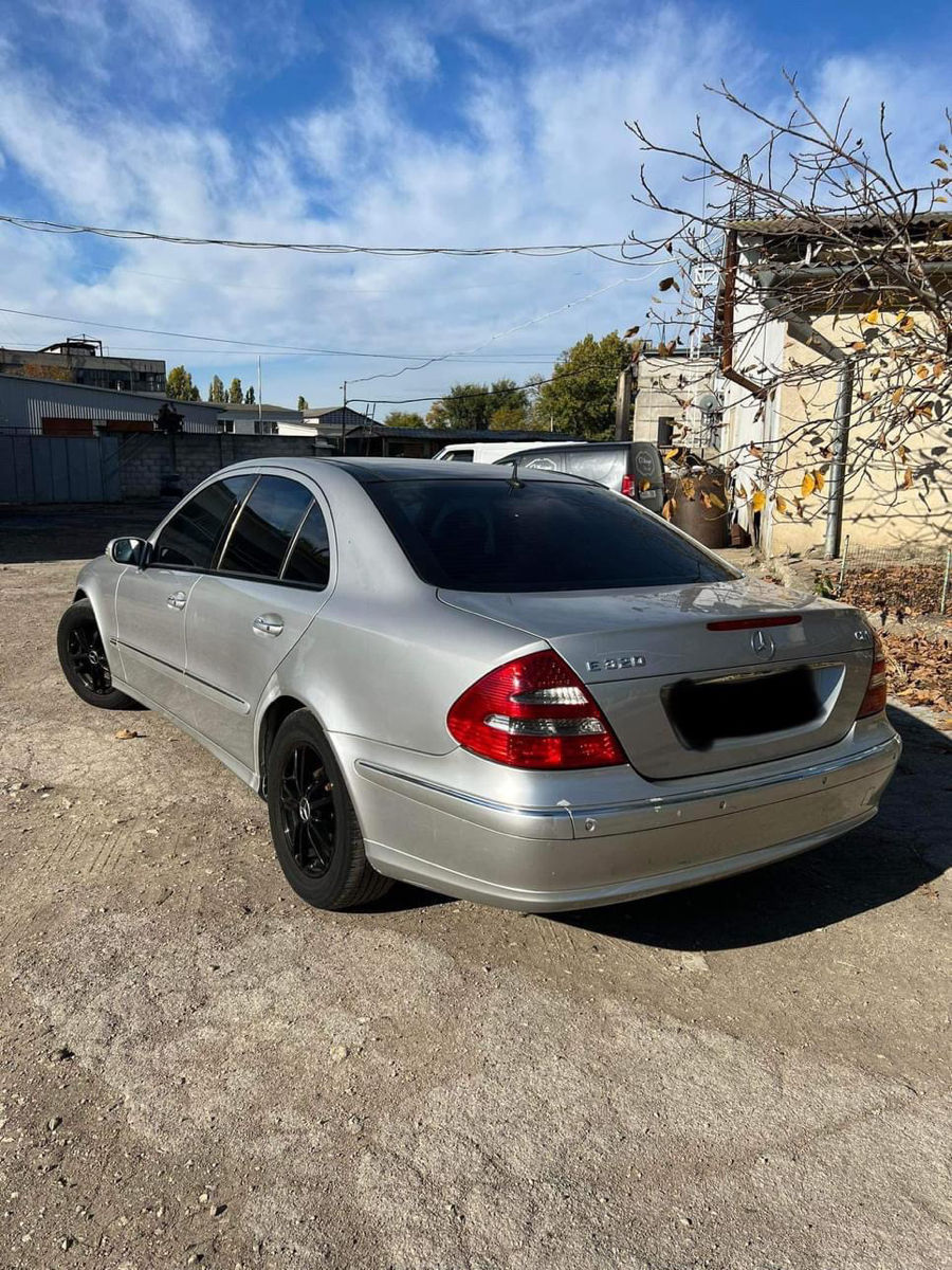 Mercedes w211 foto 0