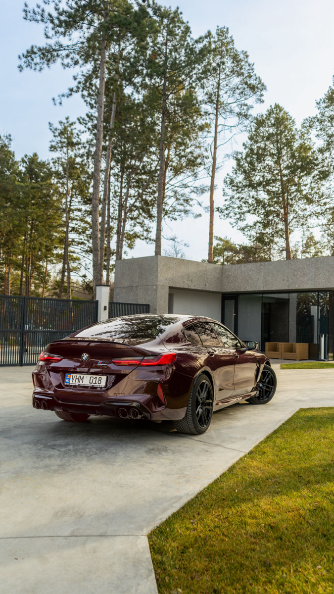 BMW M8 foto 7