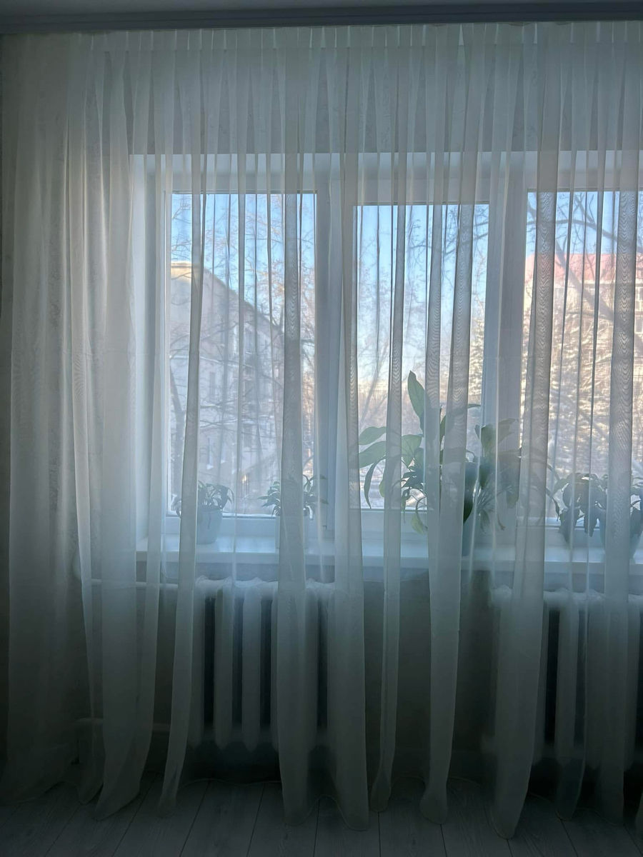 Vând draperie cusută cu falduri foto 1