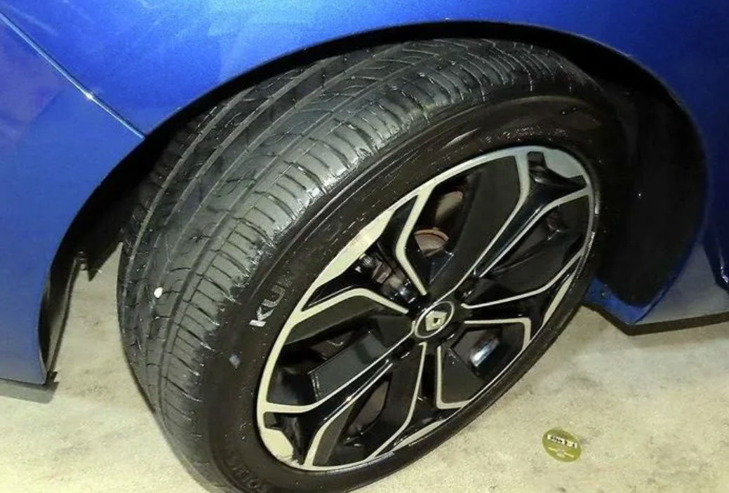 Renault Clio foto 12