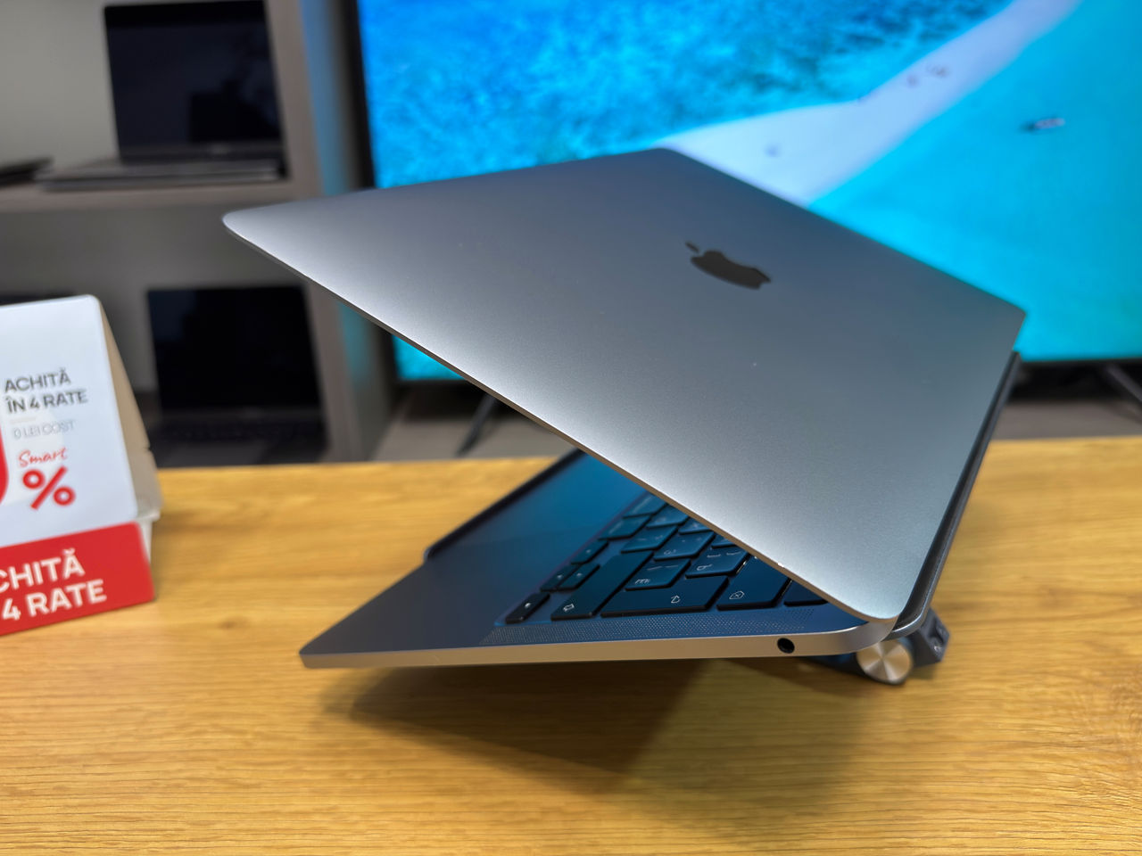 MacBook Pro 13, 2020/ M1/ 16gb Ram/ 512gb SSD/ 307 cicluri