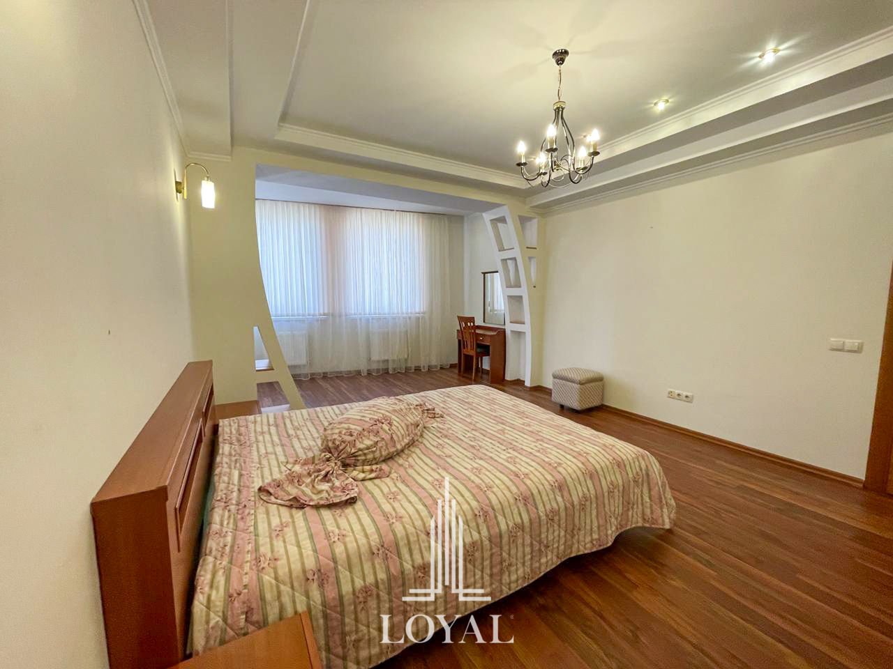 Apartament cu 2 camere, 145 m², Centru, Chișinău foto 8