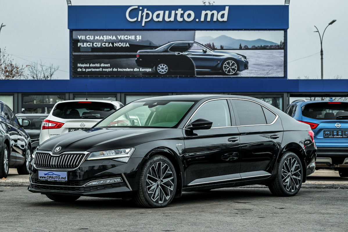 Skoda Superb foto 3