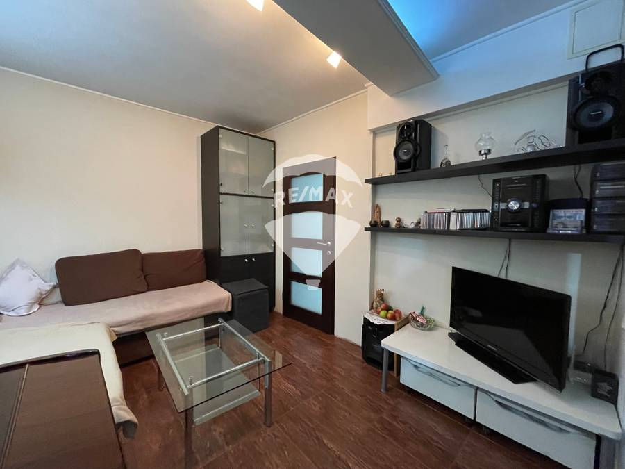 Apartament cu 3 camere, 45 m², Centru, Chișinău foto 0