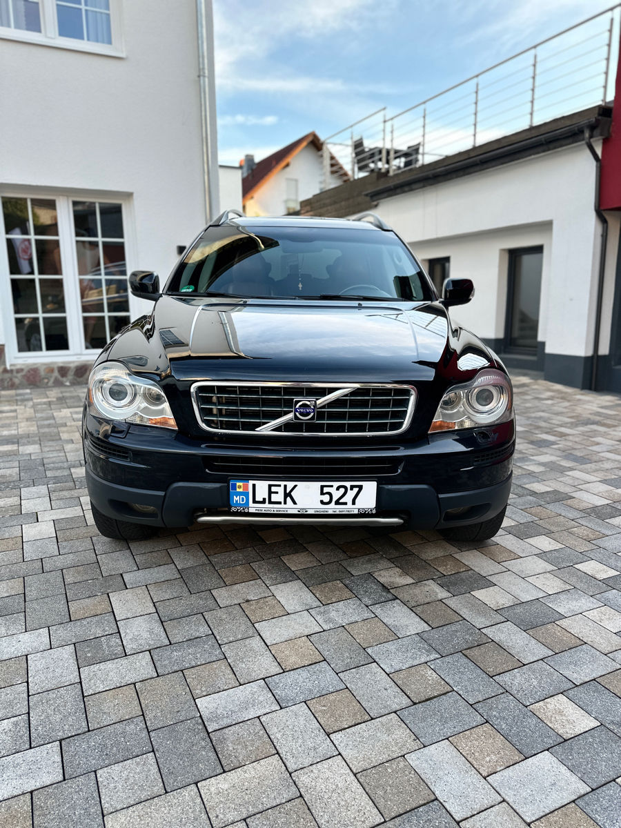 Volvo XC90 foto 2