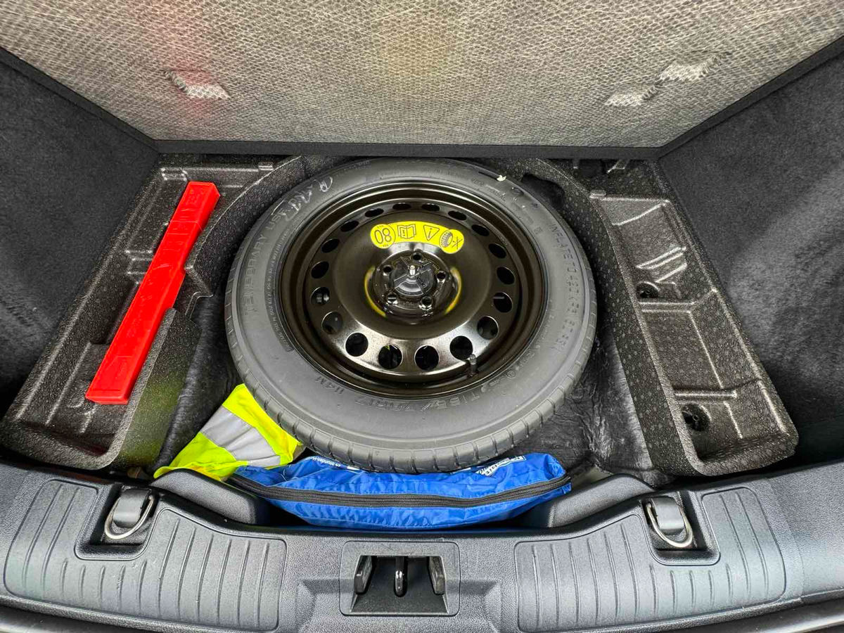 Ford Kuga foto 8