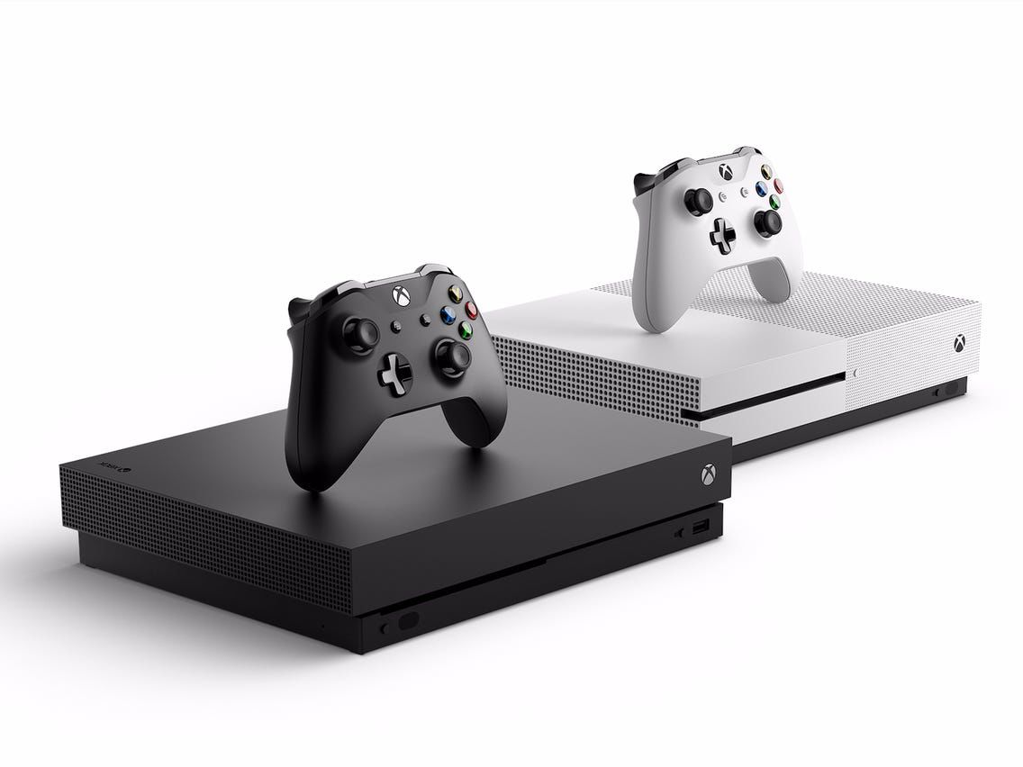 Xbox One X (1 TB) - Xbox One S (1 TB) + игры