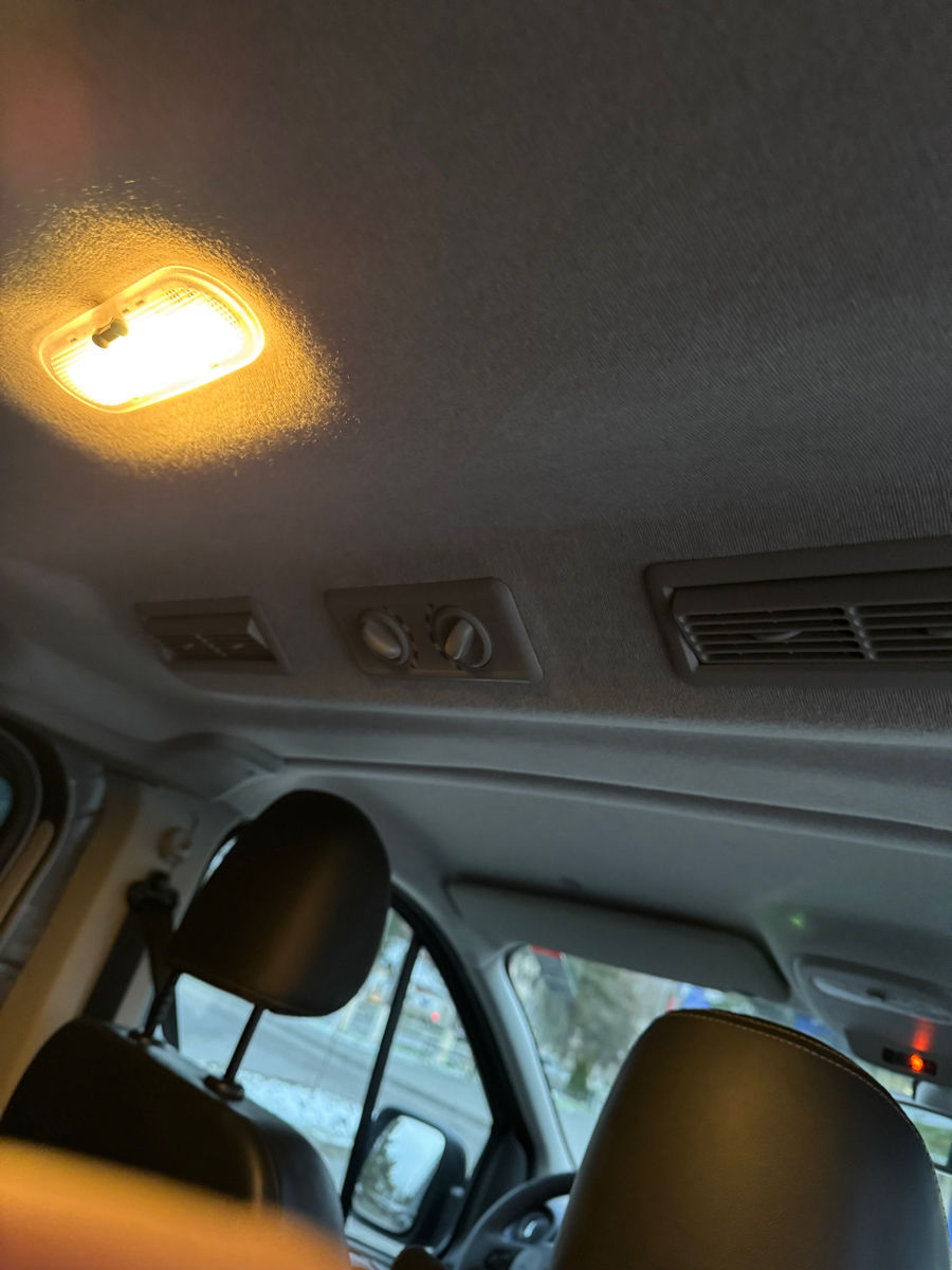 Opel Vivaro фото 7