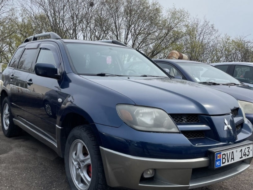 Inchirieri auto-прокат авто foto 6