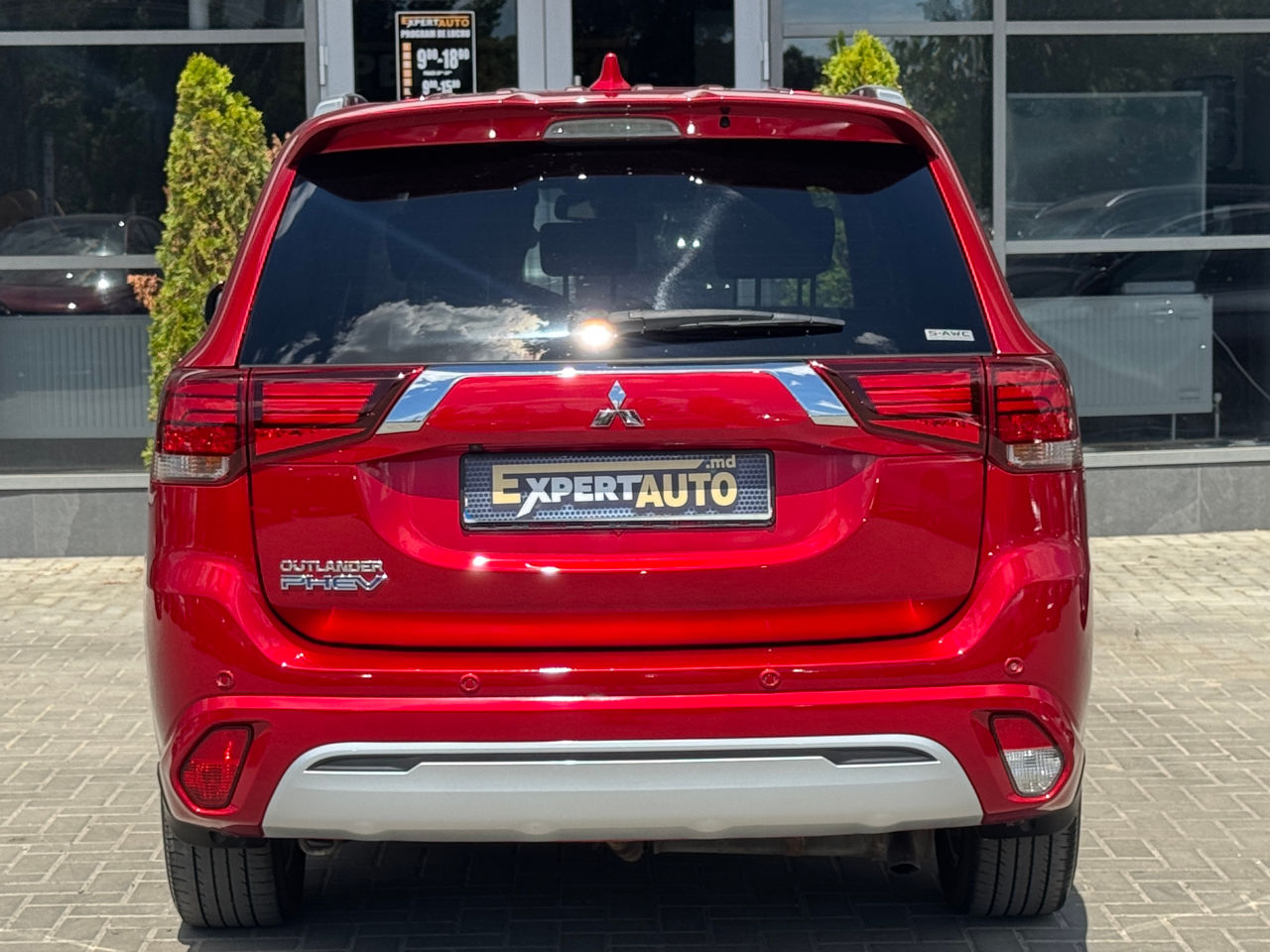 Mitsubishi Outlander — фото 5