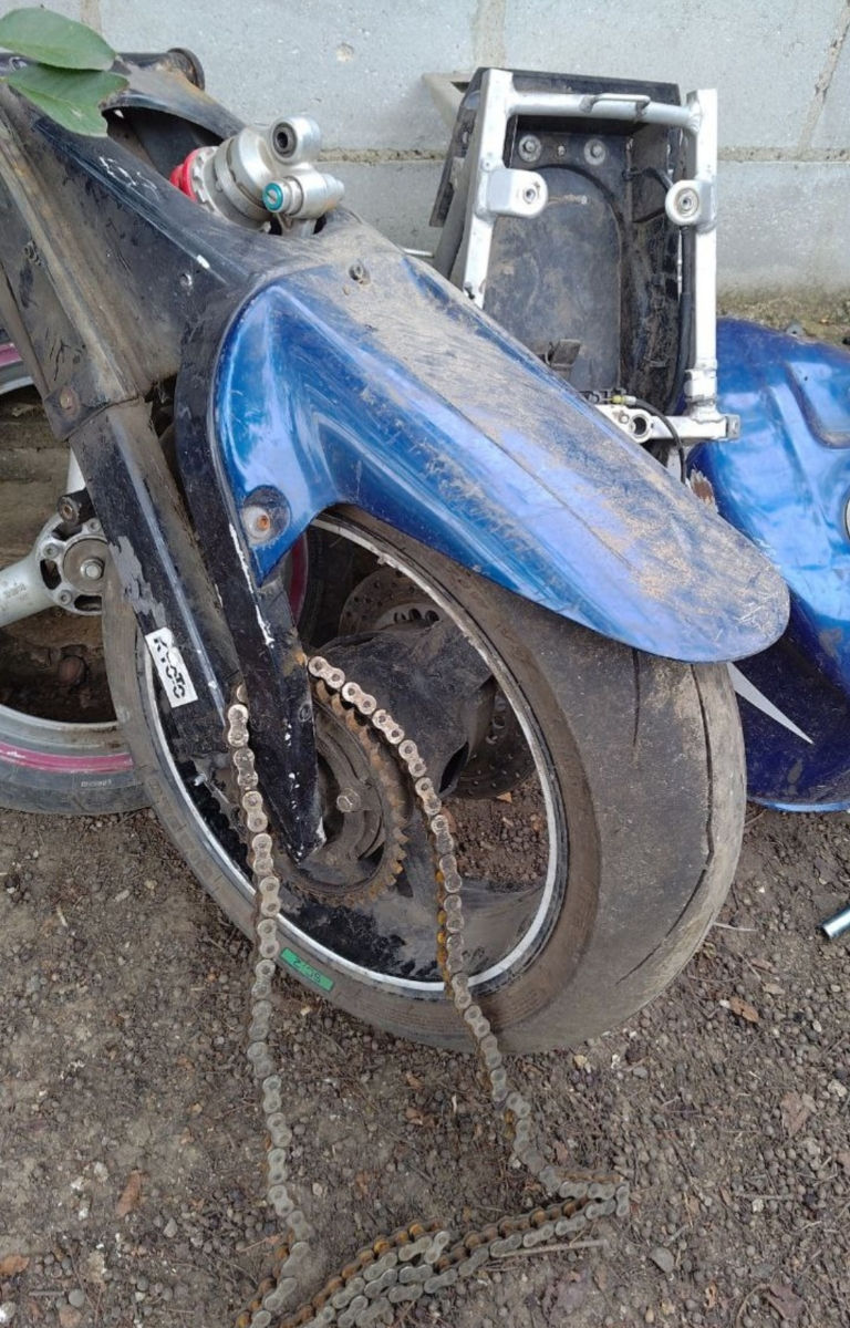 Yamaha R6 R1 plastic foto 3