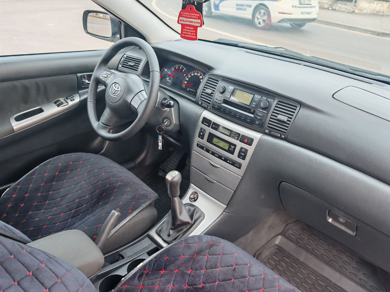 Toyota Corolla foto 8