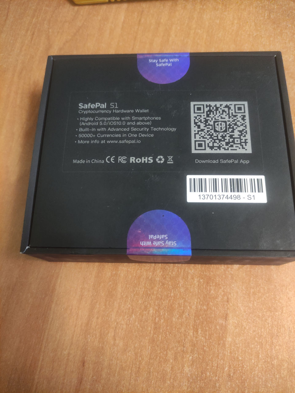 Крипто кошелек SafePal S1
