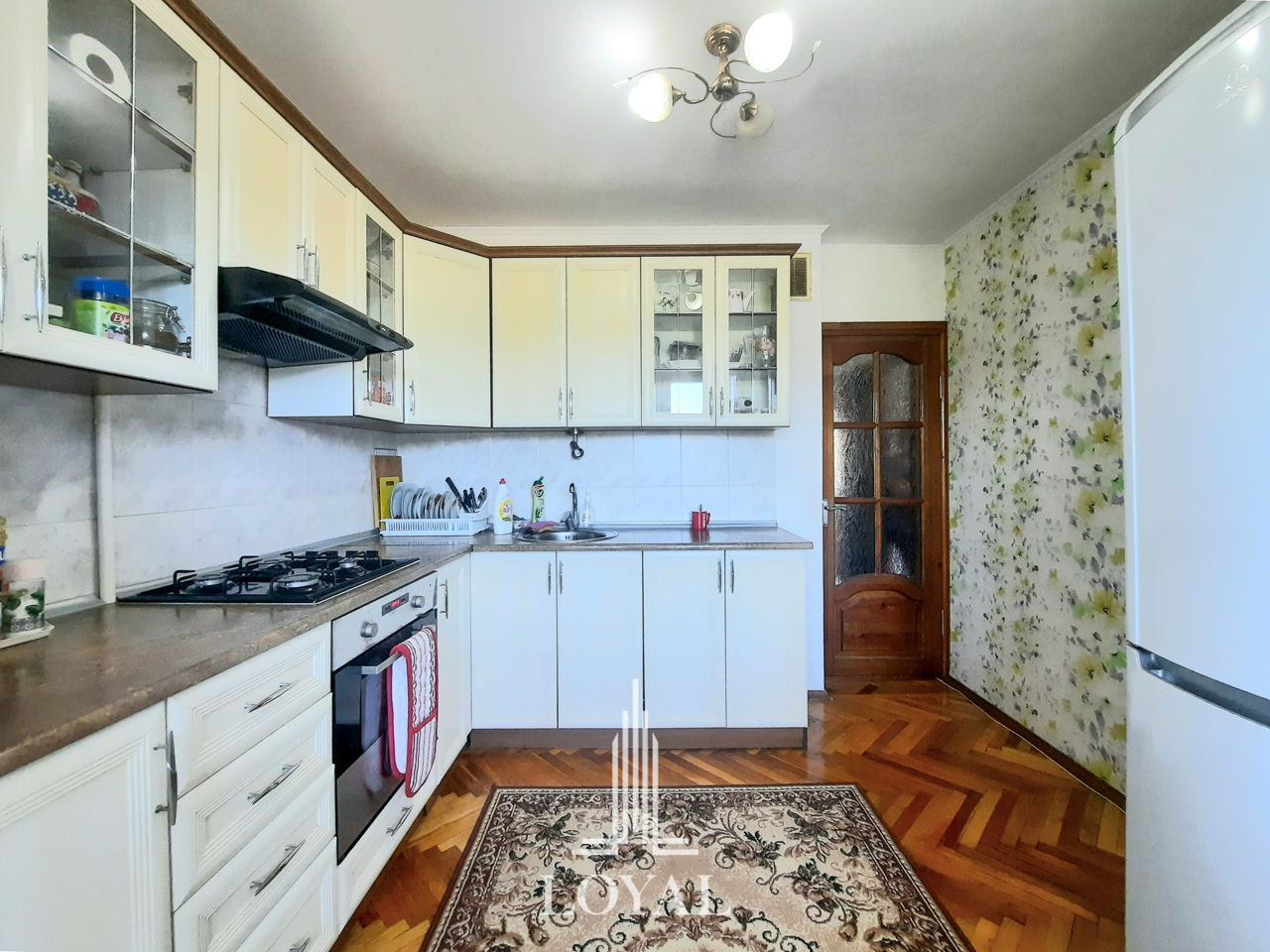 Apartament cu 2 camere, 54 m², Poșta Veche, Chișinău foto 4