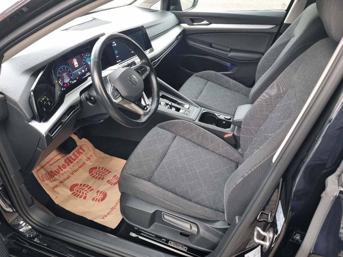 Volkswagen Golf 2023 photo 10