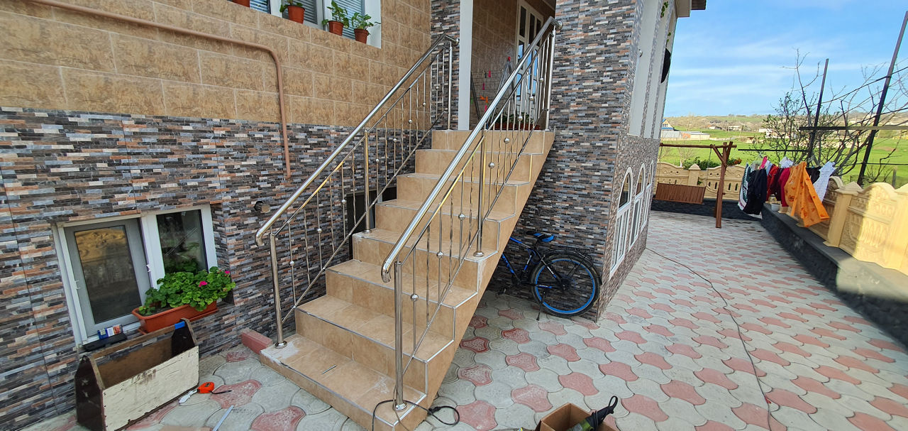 Balustrad  Plus  S.R.L. Cel mai bogat asortiment de balustrade si porti in credit cu 0% foto 6