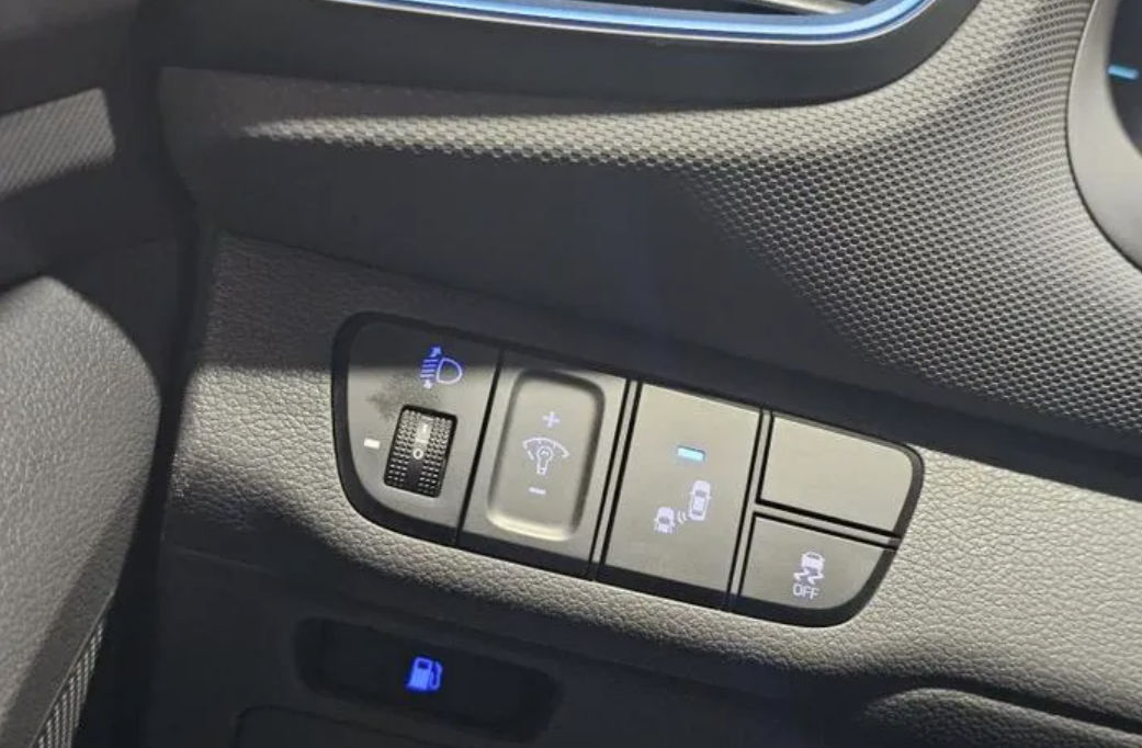 Hyundai IONIQ foto 9