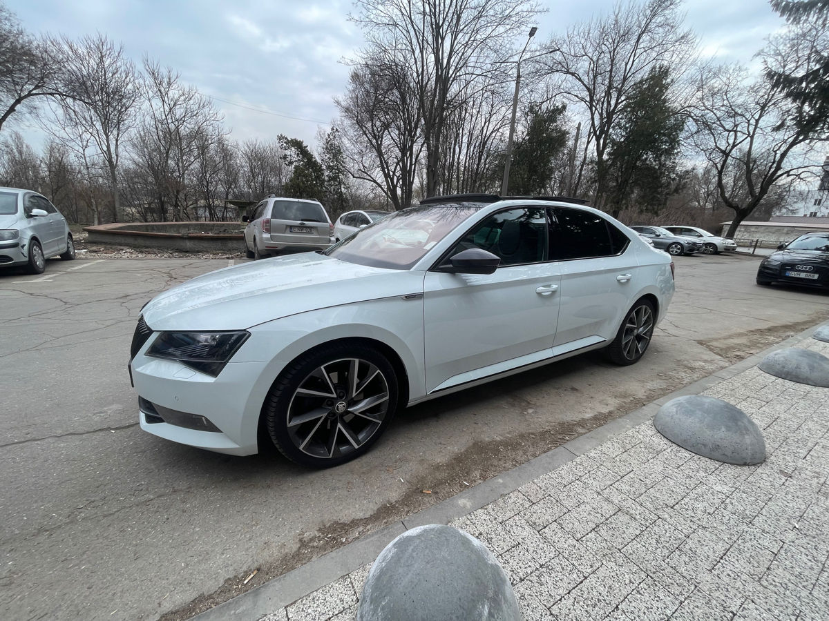 Skoda Superb foto 8