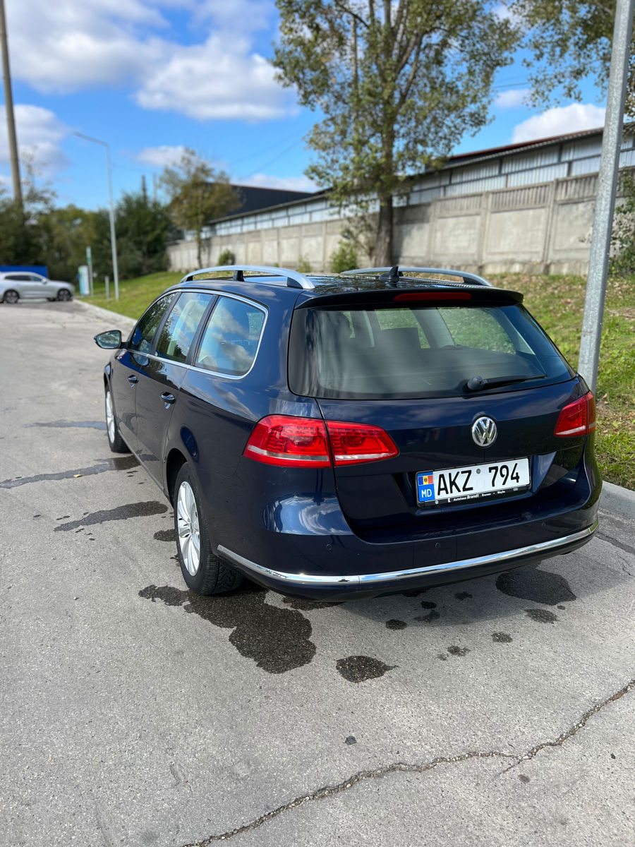 Volkswagen Passat foto 3