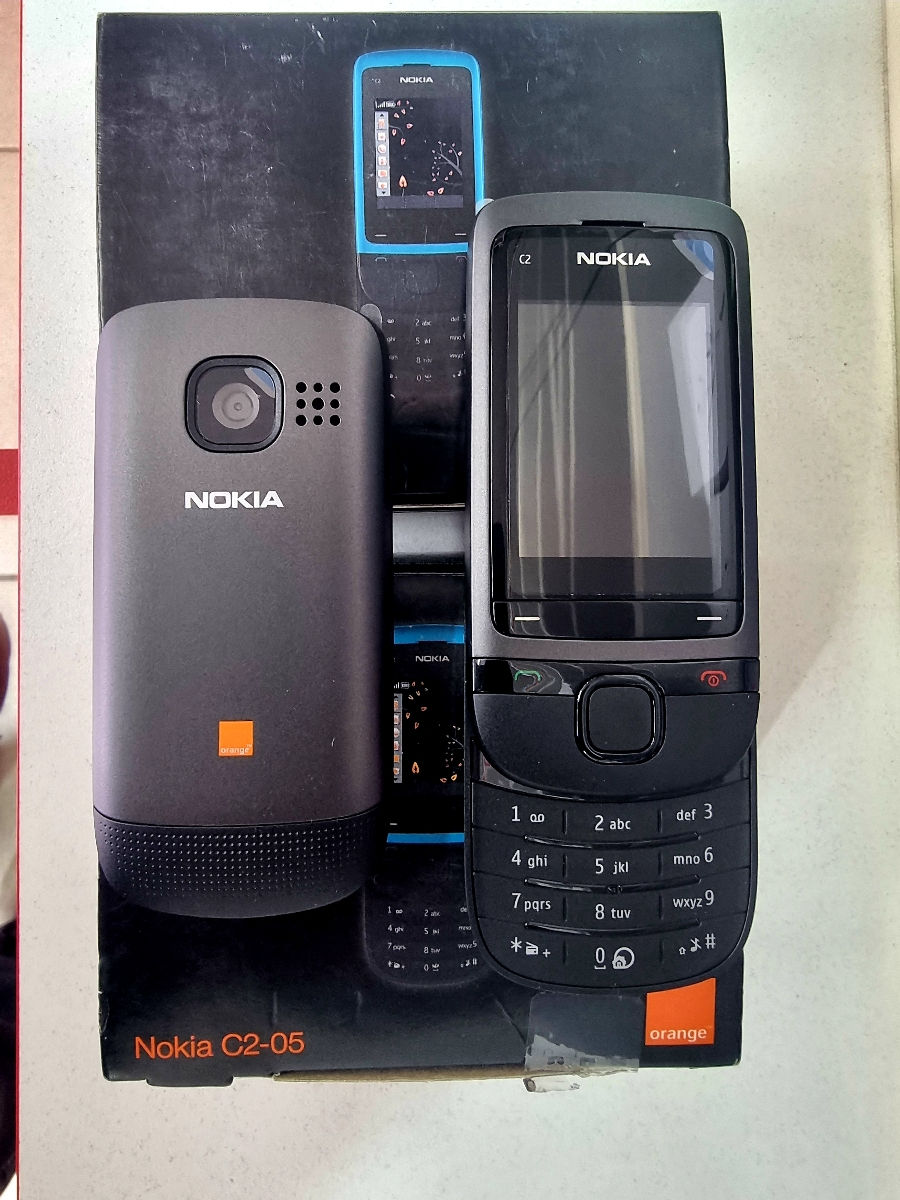 Новые Nokia 230.225.E6. 110.5310.105. C2-05 slide. Asha 302. 201. 200