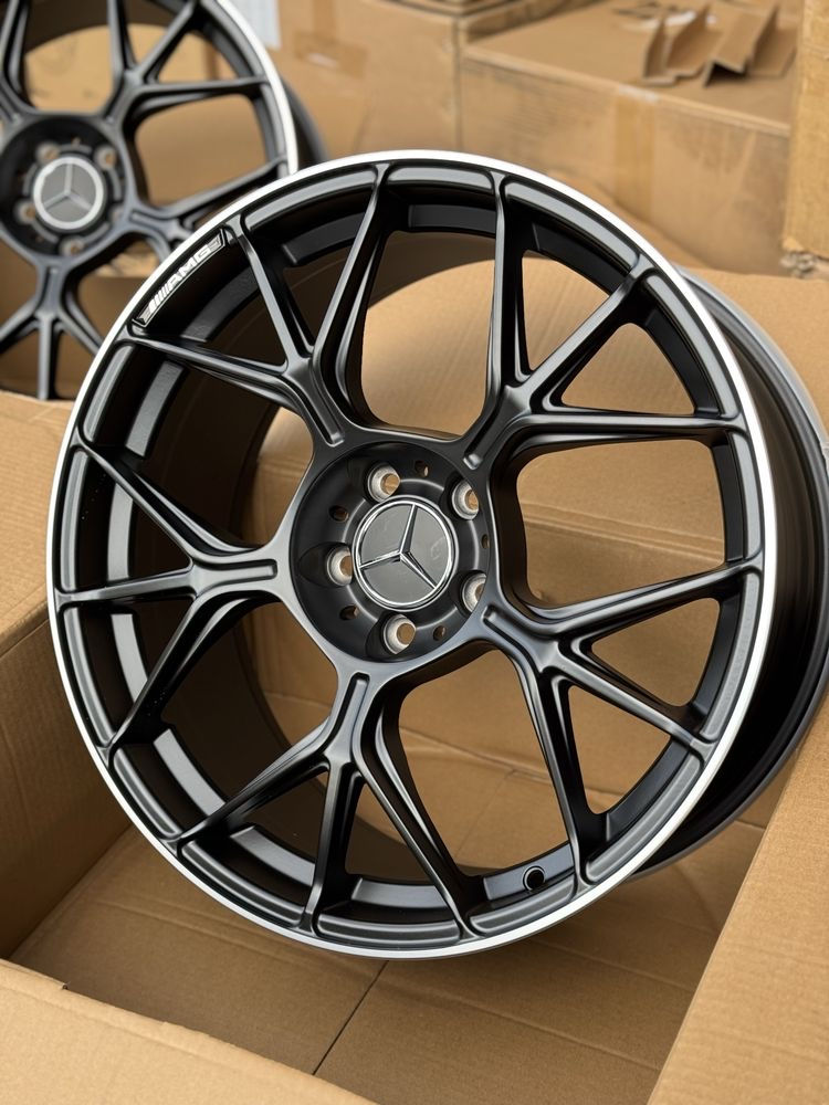 R19 Mercedes AMG style foto 3