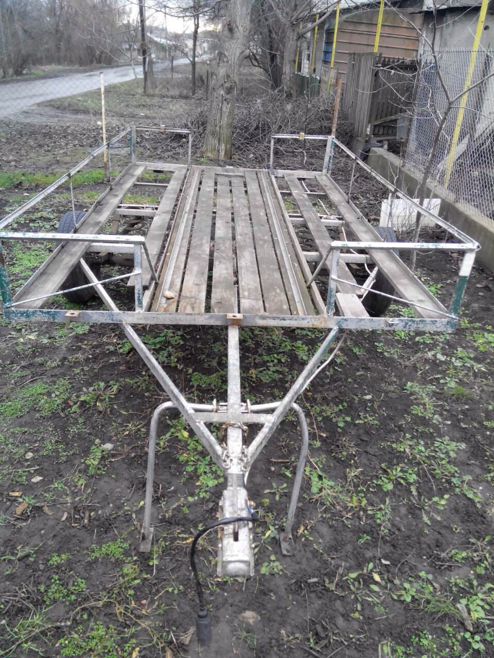 Куплю прицеп для пчёл
