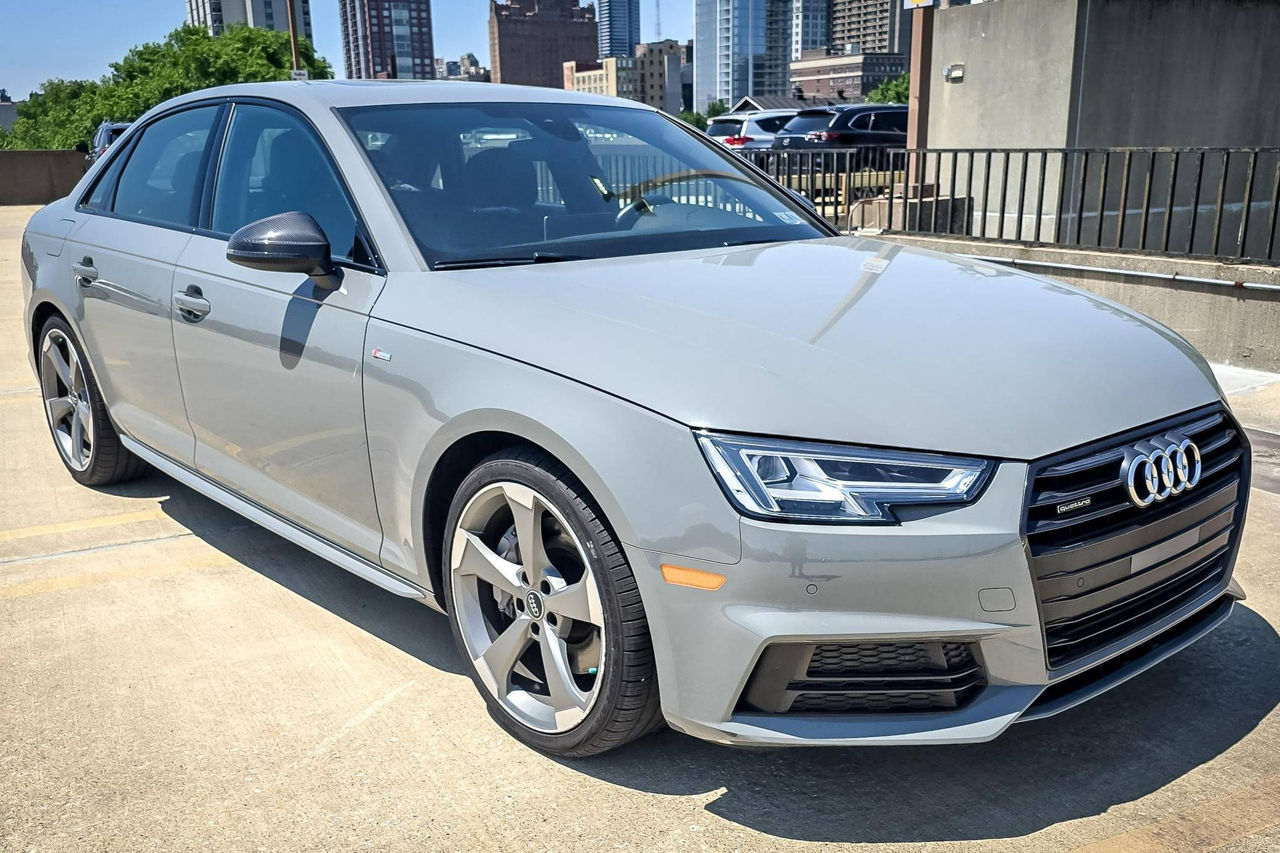 Audi A4 фото 1