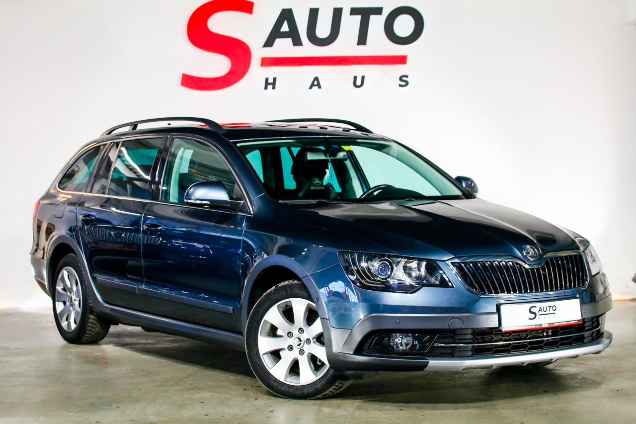 Skoda Superb foto 3