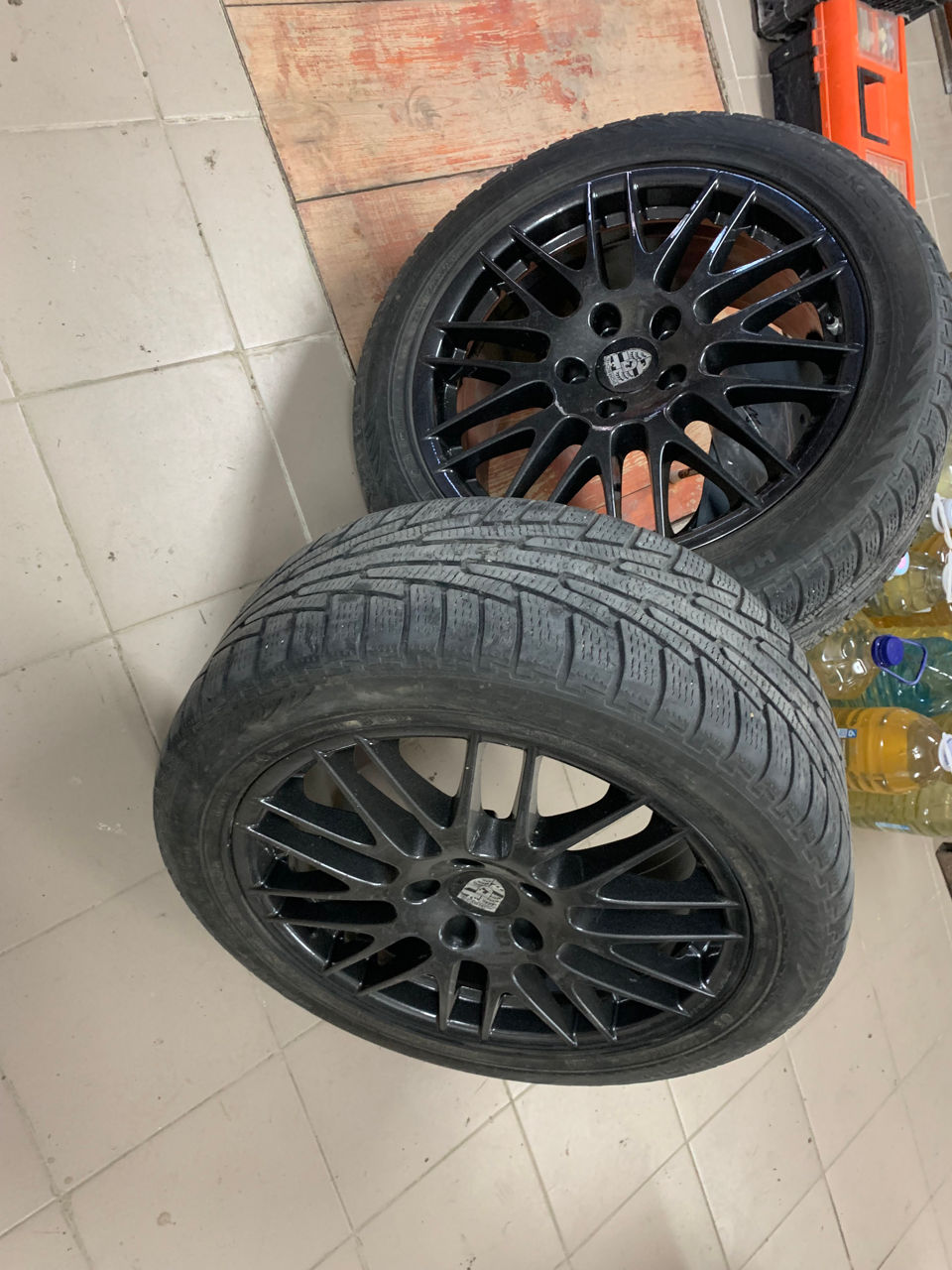 Porsche Cayenne 4 Discuri Cu Anvelope 275 45 R 20 porsche-cayenne-4-discuri-cu-anvelope-275-45-r-20
