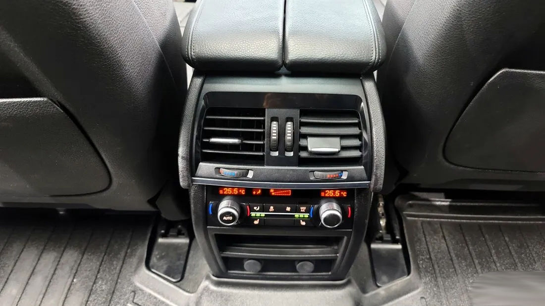 BMW X5 foto 17
