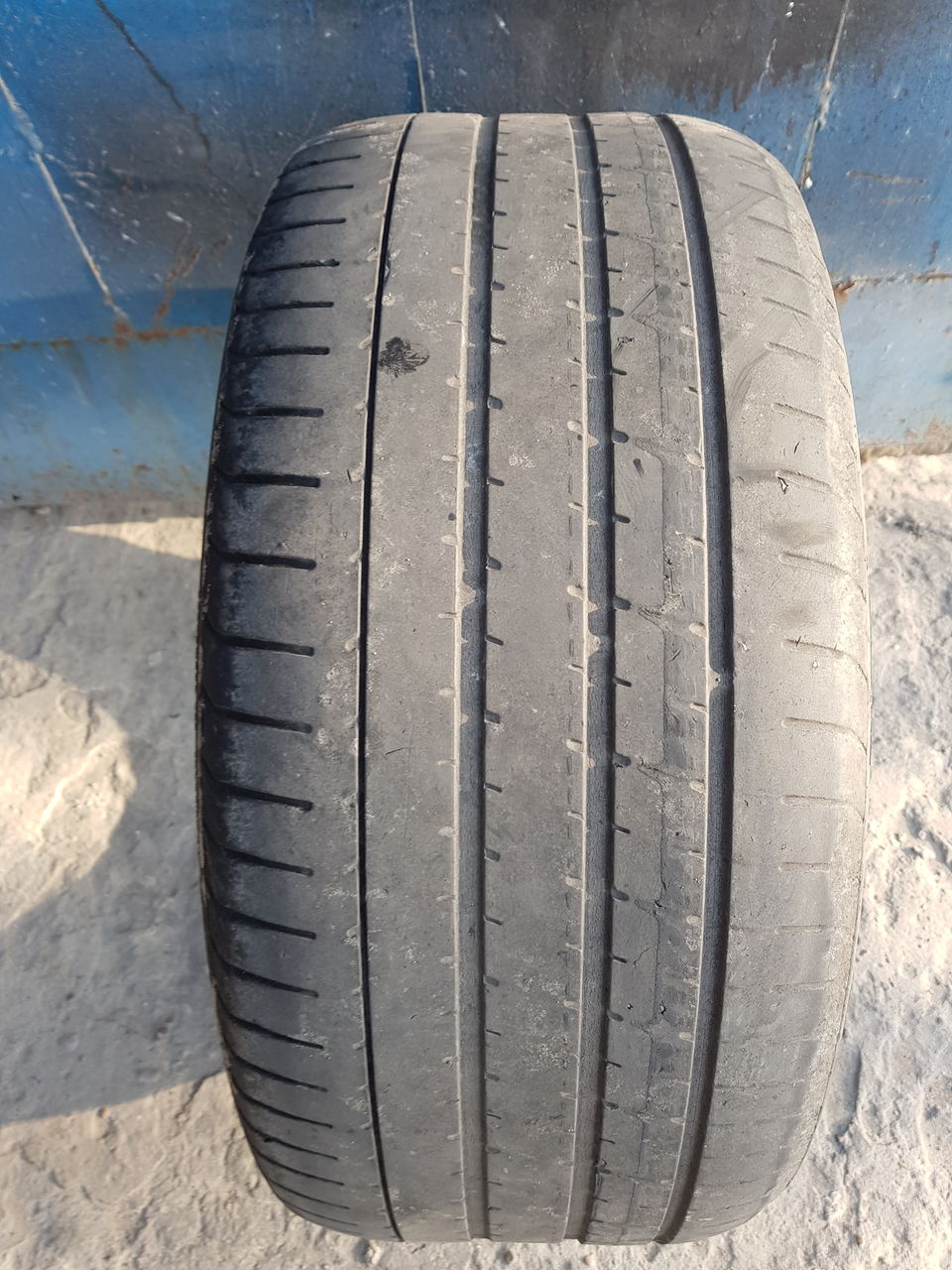 275/35/R20