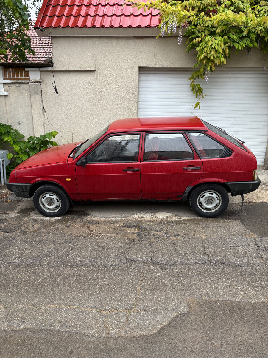 Lada / ВАЗ 2109 foto 2