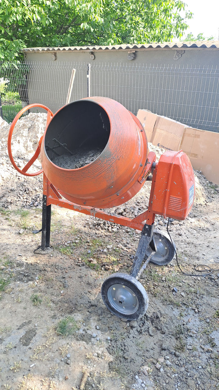 Bitonera  230 litre chirie. foto 0