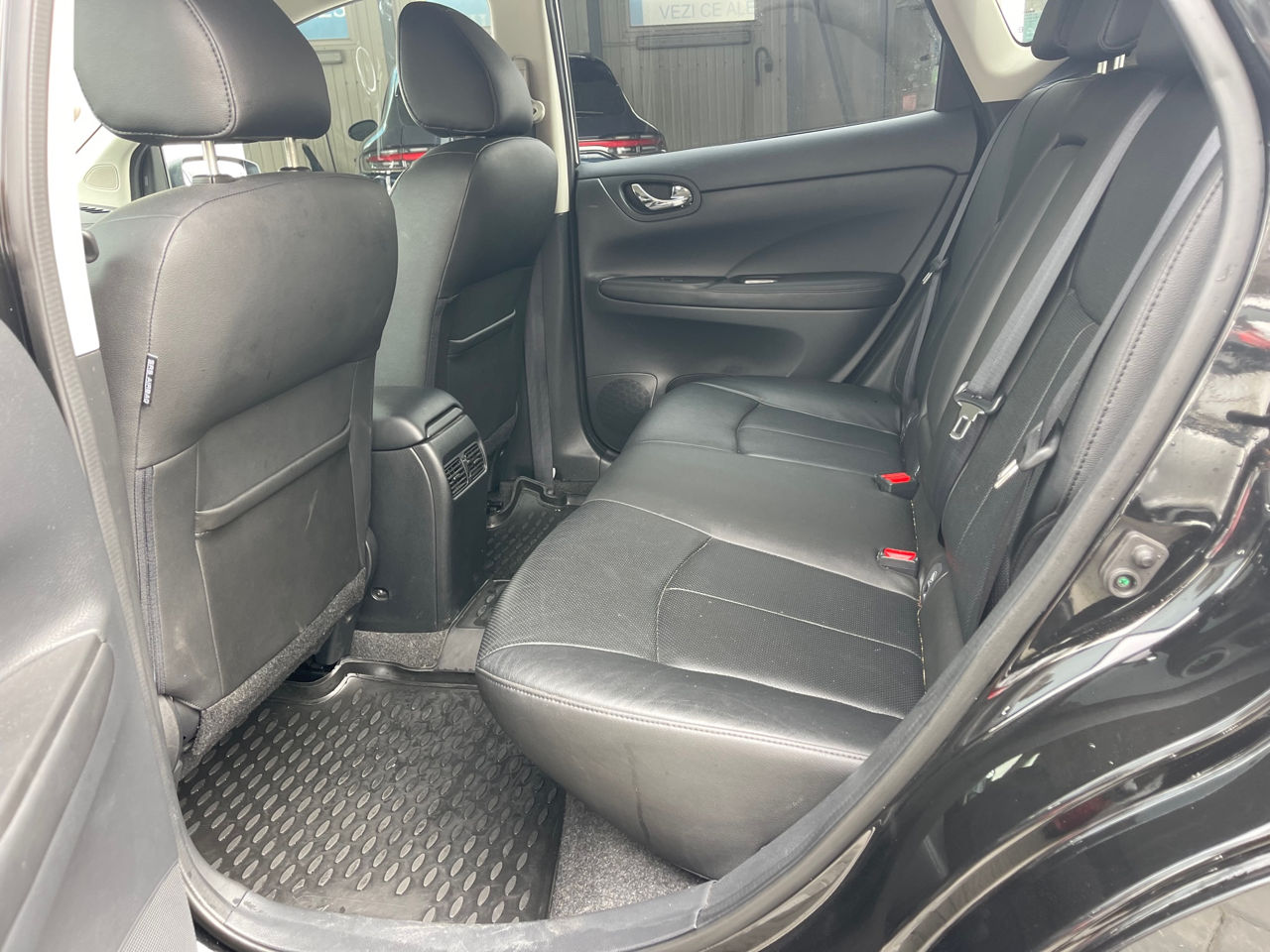 Nissan Pulsar foto 16