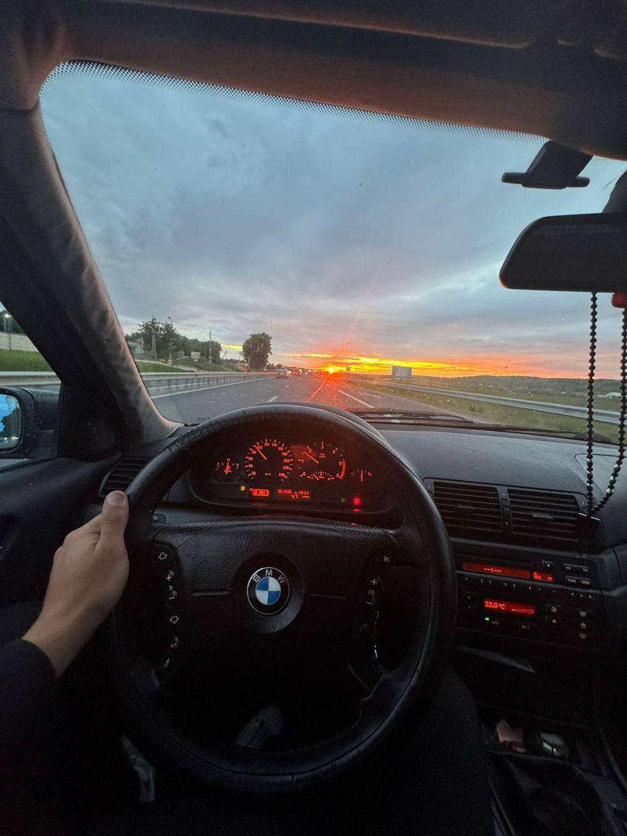 BMW 3 Series фото 7