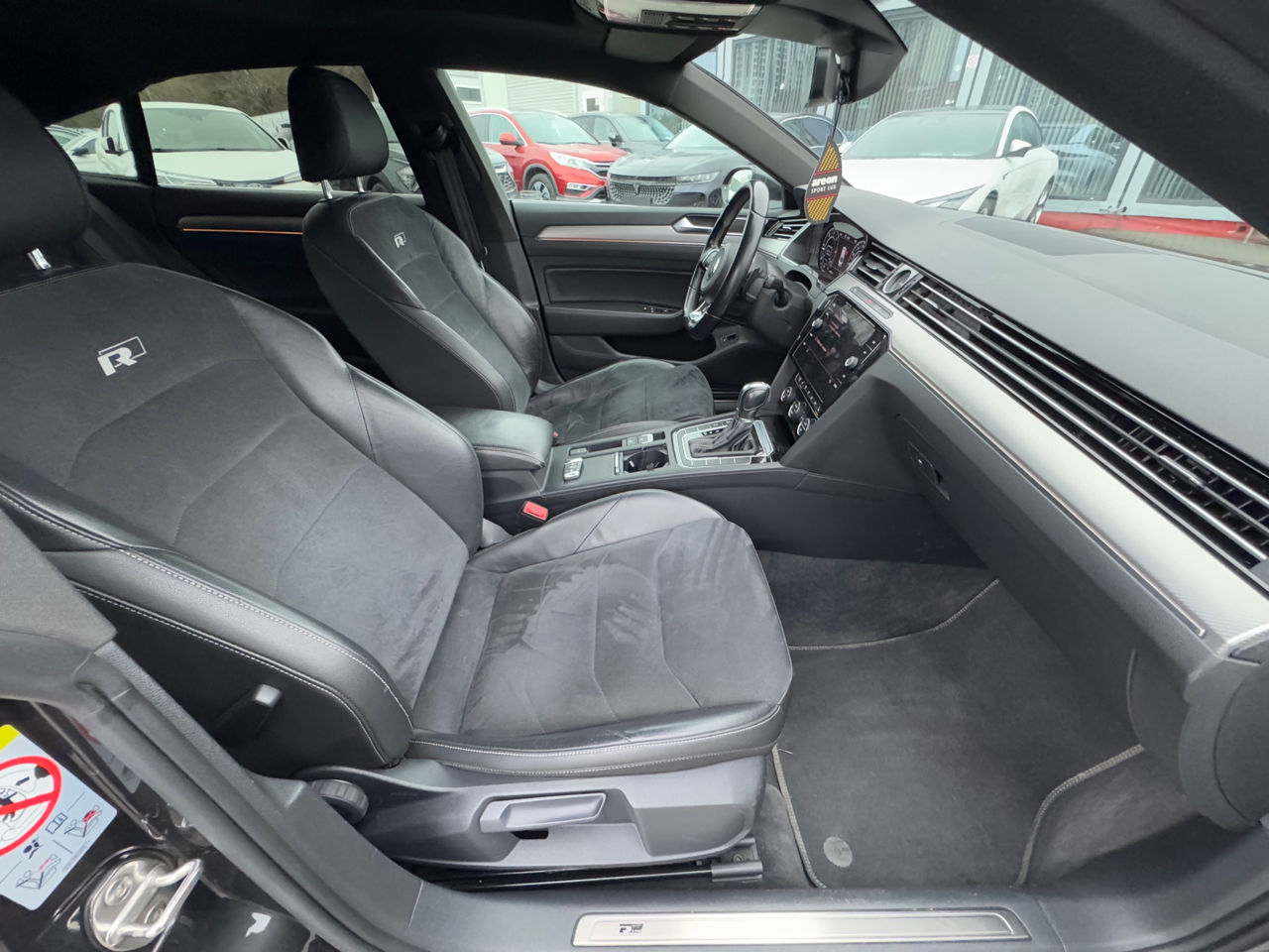 Volkswagen Arteon foto 15
