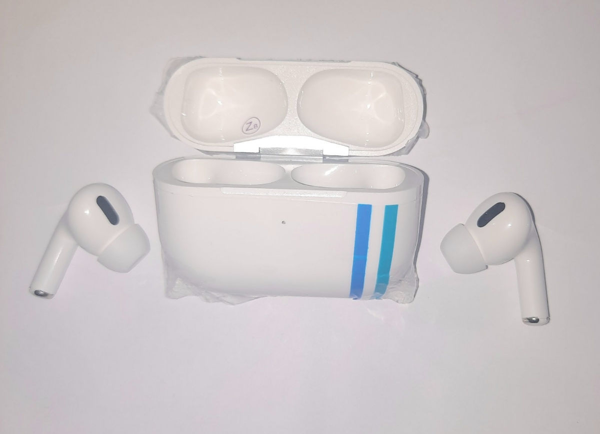 Vând Airpods Pro foto 2