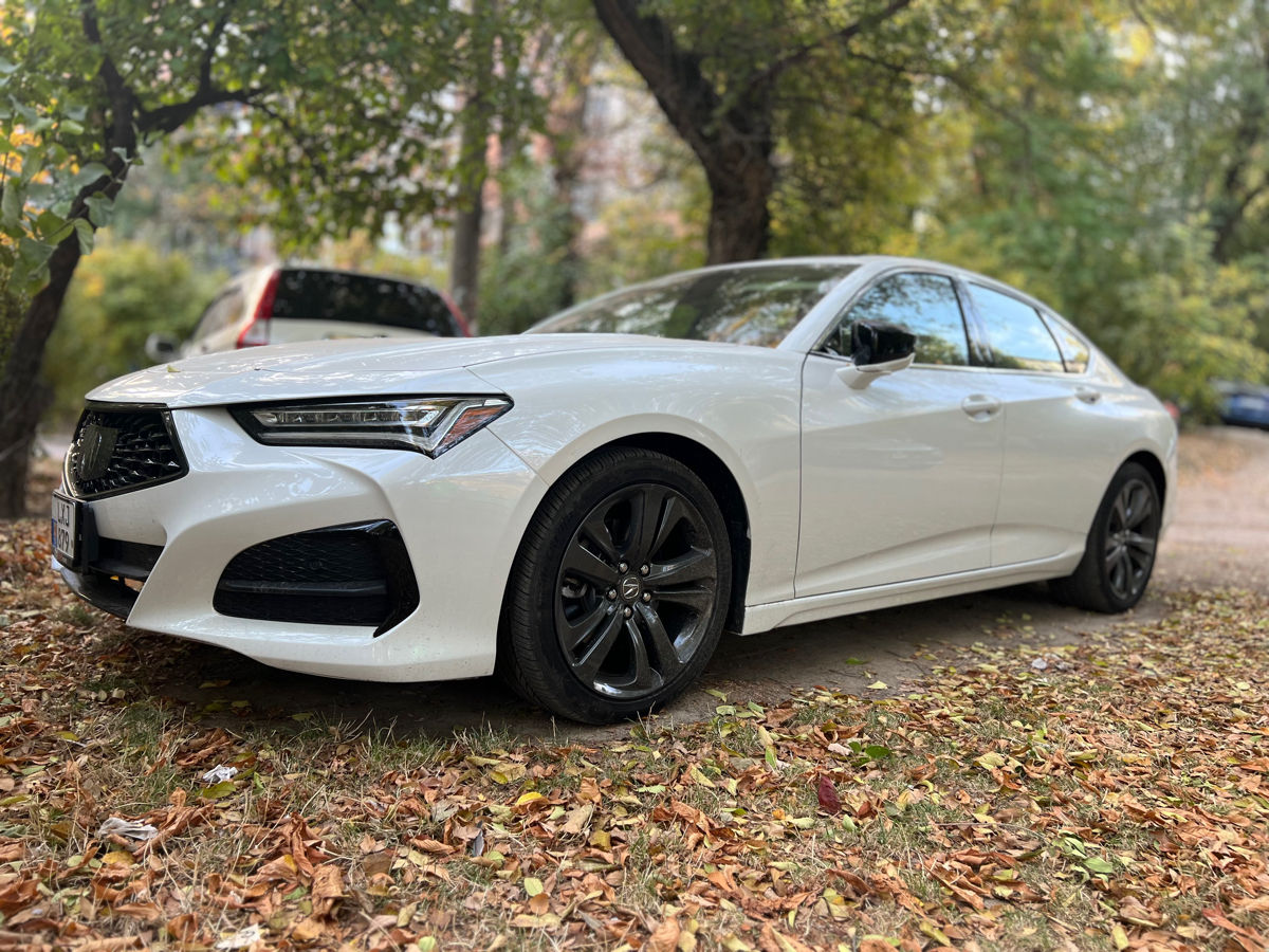 Acura TLX foto 2