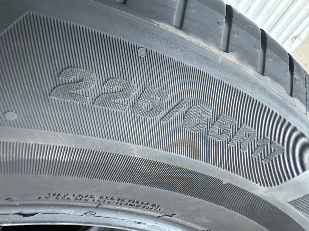 225 65 R17 Bridgestone