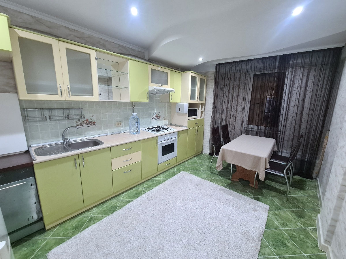 Apartament cu 3 camere, 94 m², Botanica, Chișinău foto 8