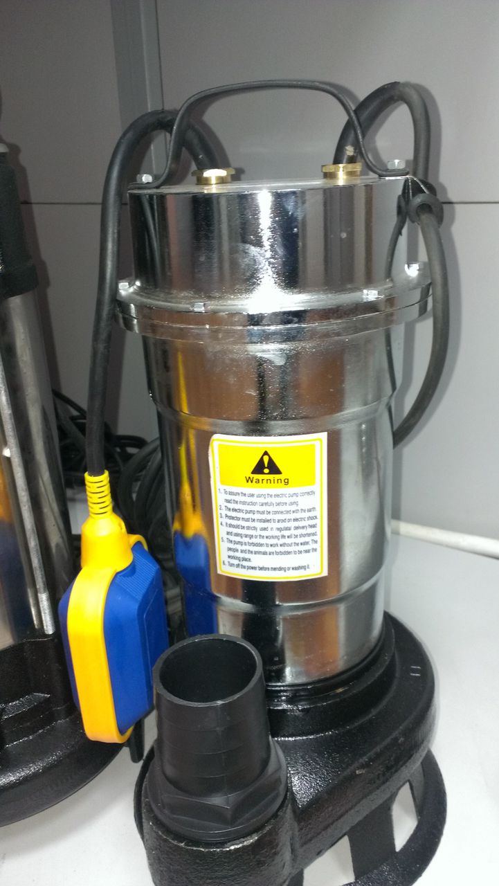 1)Погружной насос для грязной воды .2))Погружной насос для сточных и ...