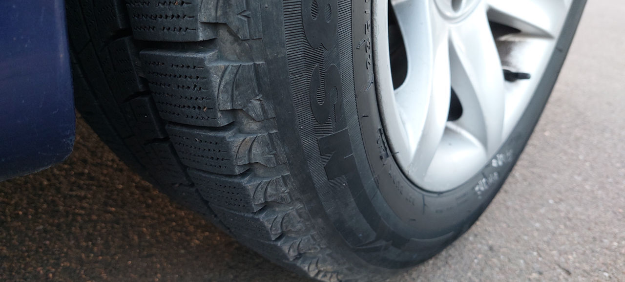 BMW 5 Series фото 8