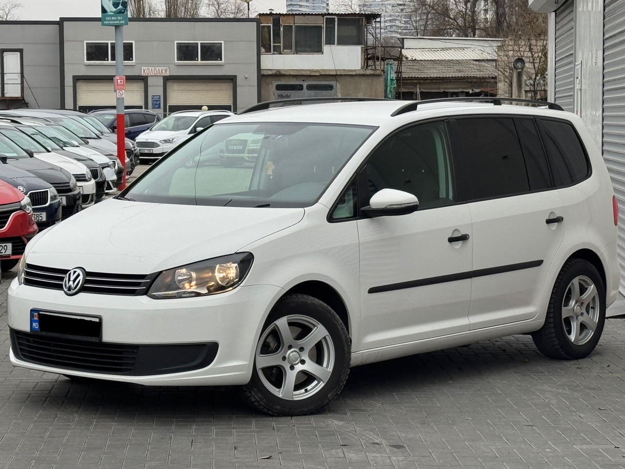 Volkswagen Touran foto 0