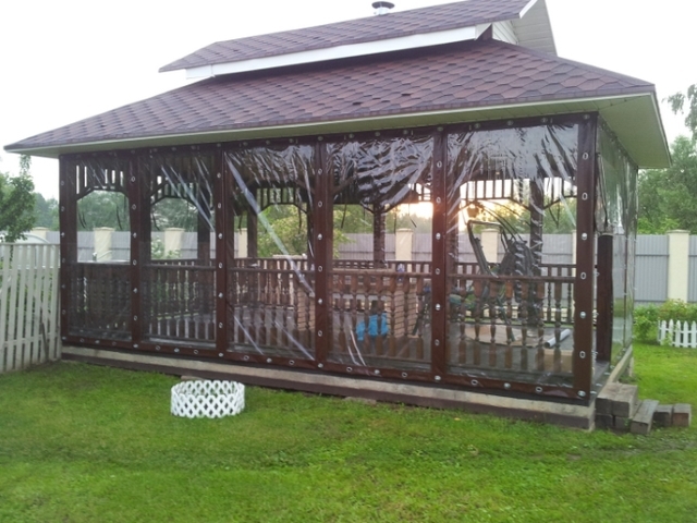 Prozirne rolete za terase i paviljone od PVC-a