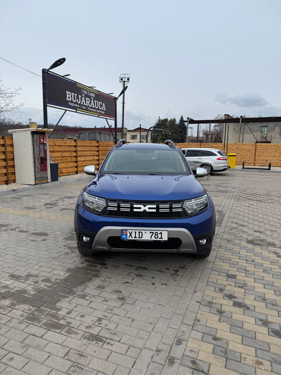 Dacia Duster фото 1
