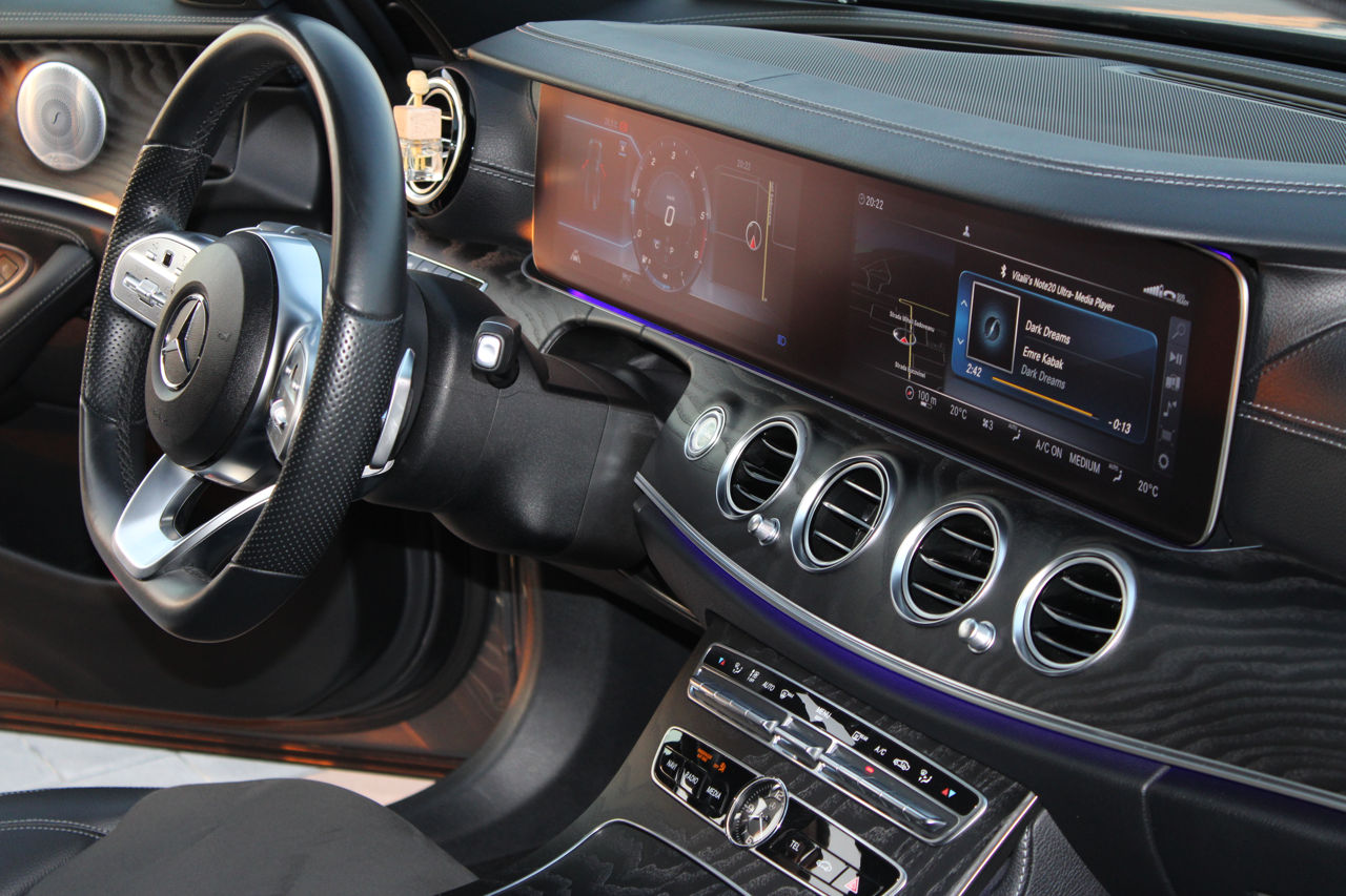 Mercedes E-Class фото 7