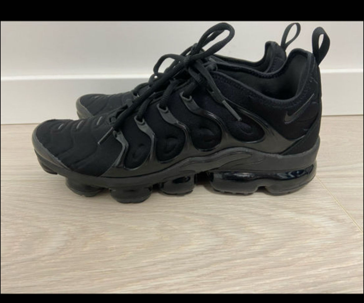 Adidasi Nike vapormax plus ieftin urgent foto 2